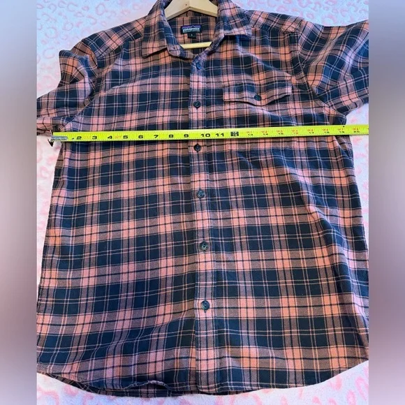 Patagonia Organic Cotton Plaid Flannel 
Size: S - Picture 4 of 9